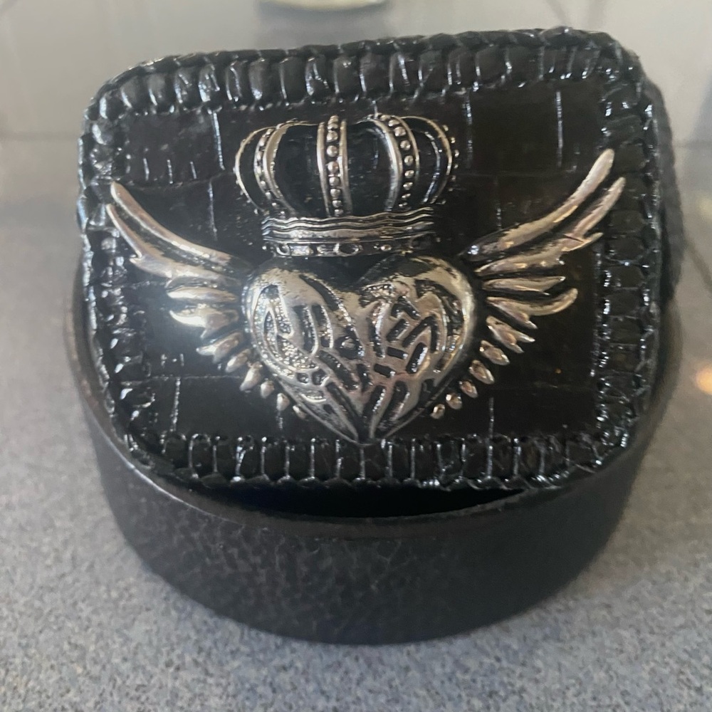 Sliver Dagger Black Leather Belt with Silver Winged Heart Buckle.
